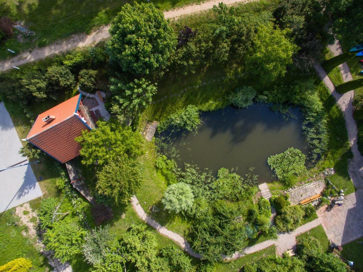 Rusnietis Pension Buitenkant foto